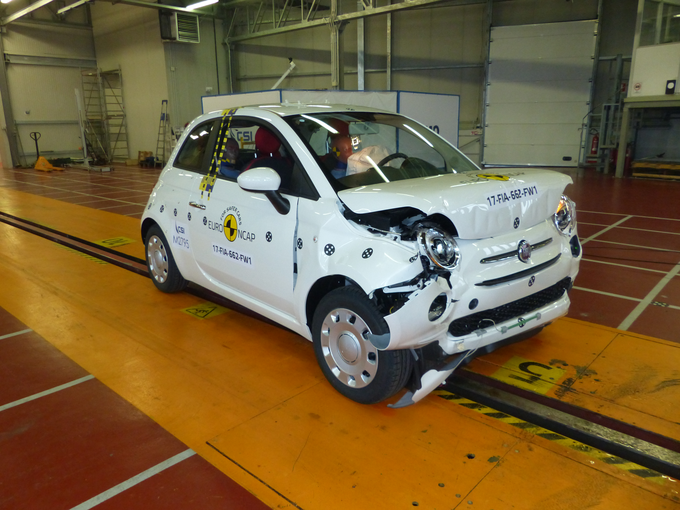 Vsi tokratni modeli so bili na testih opremljeni s standardno varnostno opremo, brez doplačilnih sistemov v službi varnosti. | Foto: EuroNCAP