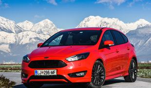 Test: Ford focus v poplavi crossoverjev vrača vero v (dinamično) avtomobilsko klasiko #foto