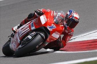 Casey Stoner s prvega mesta v Assnu