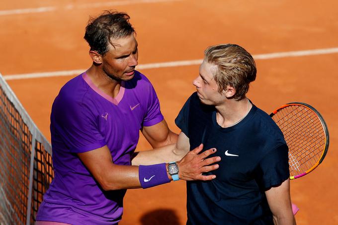 "Take zmage so izredno pomembne za samozavest. So dokaz, da telo še ni za staro šaro in lahko tudi proti mlajšemu tekmecu po dolgem dvoboju zmaga," je po prigarani zmagi dejal Nadal. | Foto: Guliverimage/Vladimir Fedorenko