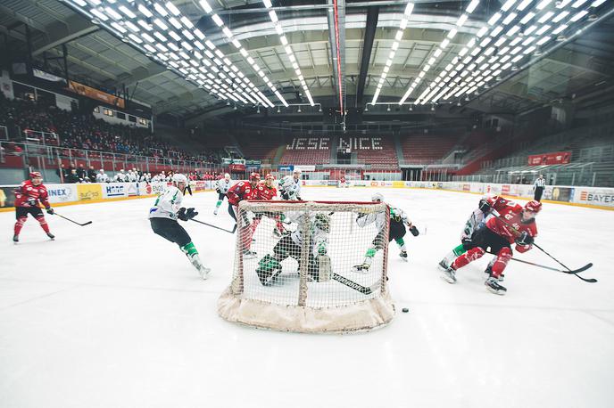 HDD Jesenice HK Olimpija polfinale DP | Olimpija in Jesenice bosta v prihodnji sezoni državno prvenstvo začela v izločilnih bojih. | Foto Grega Valančič/Sportida