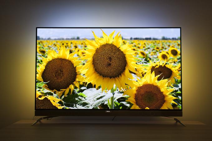 OLED-ov prvenec je na voljo le v eni velikosti diagonale zaslona – 55 palcev, kar je 140 centimetrov.  Ta sicer proizvaja tudi 65-palčni (175,4-centimetrski) zaslon, a ga Philips ni uvrstil v svojo ponudbo. | Foto: Bojan Puhek