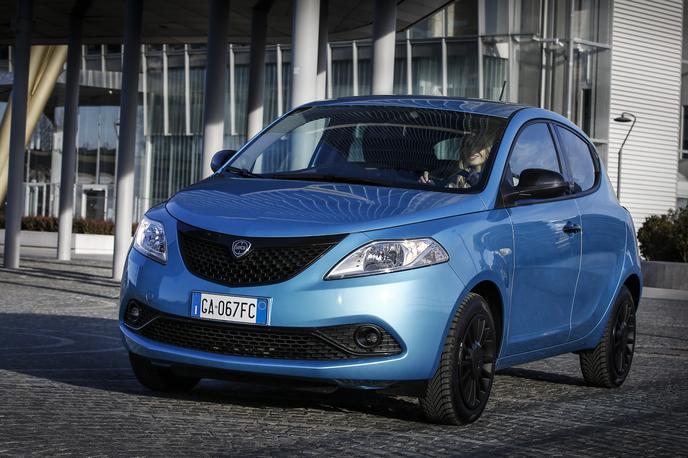 Lancia ypsilon | Ena izmed številnih različic lancie ypsilon, ki so jo do zdaj izdelovali v treh generacijah. | Foto Lancia