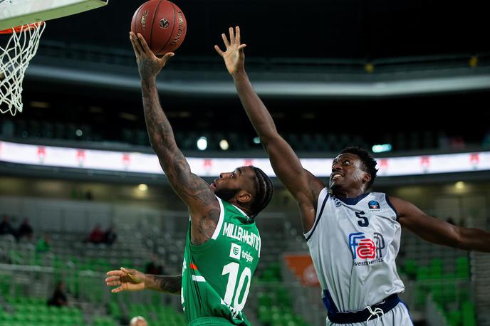 Cedevita Olimpija - Brescia | Cedevita Olimpija ostaja v igri za preboj v drugi del EuroCupa. | Foto Vid Ponikvar