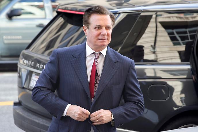 Paul Manafort | Manaforta je zvezno sodišče v Virginiji spoznalo za krivega finančnega kriminala v povezavi z njegovim delovanjem za Rusijo v Ukrajini. Pred sojenjem v Washingtonu zaradi neprijavljenega delovanja za tuje vlade v ZDA je priznal krivdo in nekaj časa sodeloval s preiskovalci, nato pa to sodelovanje prekinil. Kazen mu bodo izrekli predvidoma marca. | Foto Reuters