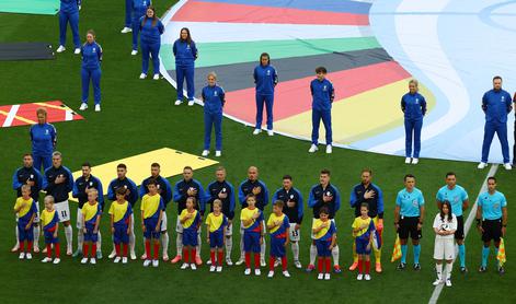 Šešku in Šporarju gol ni bil usojen, za remi zabil Janža. Poraz Srbije.