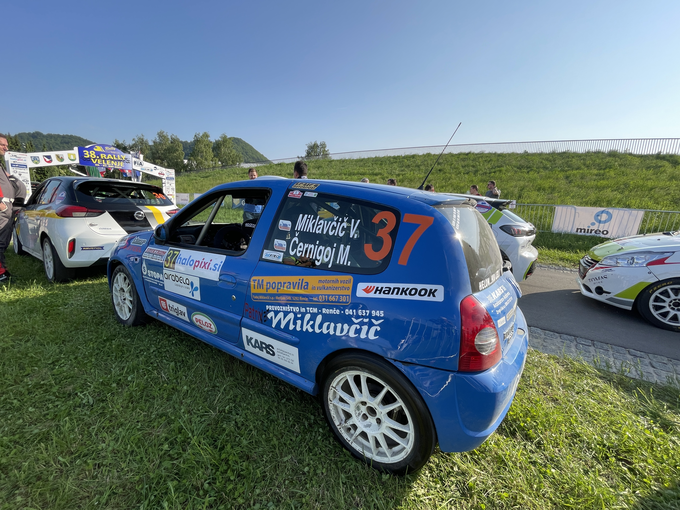 Miklavčič in Černigoj (renault clio RS) sta zmagala v Diviziji 3. | Foto: Gregor Pavšič