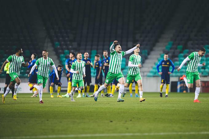 Olimpija ostaja v igri za dvojno krono. Zadnjo je osvojila leta 2018. | Foto: Grega Valančič/Sportida