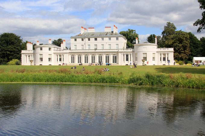 Frogmore House, kraljevi podeželski dvorec iz 17. stoletja, kjer so priredili poročni sprejem. | Foto: Thomas Hilmes/Wikimedia Commons