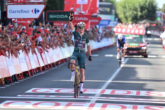 Vuelta Wout van Aert | Primož Roglič je v skupnem seštevku na drugem mestu. Za vodilnim Benom O`Connorjem zaostaja tri minute in 53 sekund. | Foto Guliverimage