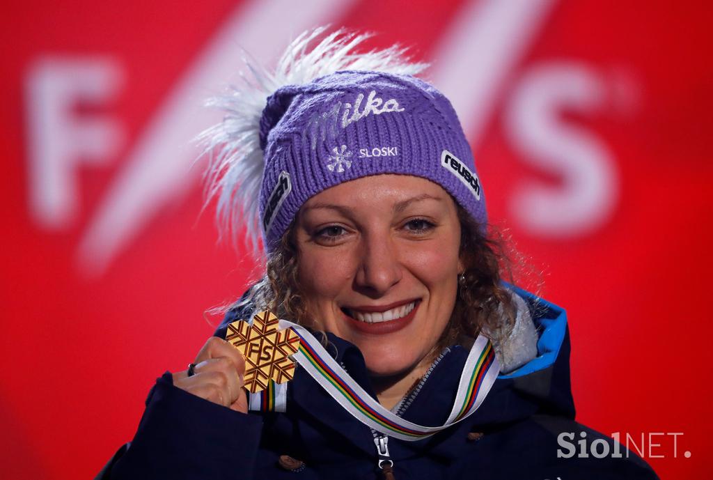 Ilka Štuhec medalja Aare 2019