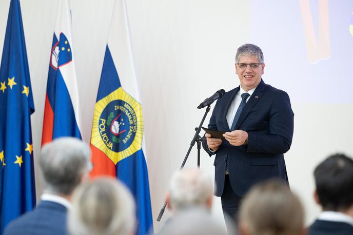 Boštjan Poklukar | "Naredili bomo vse, da se čim prej pride do nove policijske postaje v Šentjurju," je zatrdil minister Boštjan Poklukar. | Foto STA