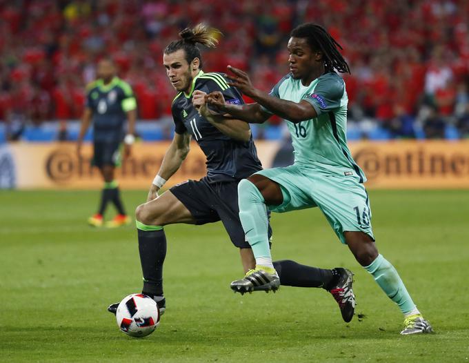 Renato Sanches je pogosto pokrival hitronogega Garetha Bala. | Foto: Reuters