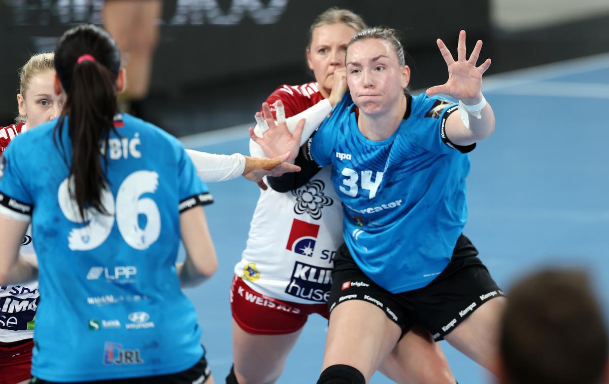 EHF liga prvakinj: Krim Mercator - Ikast | Krimovke so izgubile še drugi spopad z Ikastom. | Foto www.alesfevzer.com