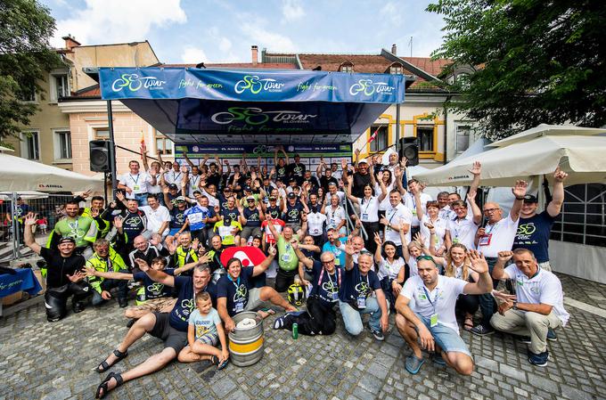 Ekipa, brez katere dirke Po Sloveniji ne bi bilo. | Foto: Vid Ponikvar