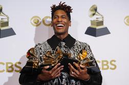 Na Grammyjih slavil Jon Batiste, oglasil se je tudi Zelenski