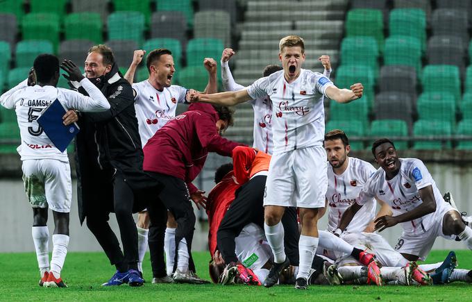 Sežančani so v Kidričevem madžarsko mrežo zatresli kar štirikrat. | Foto: Vid Ponikvar