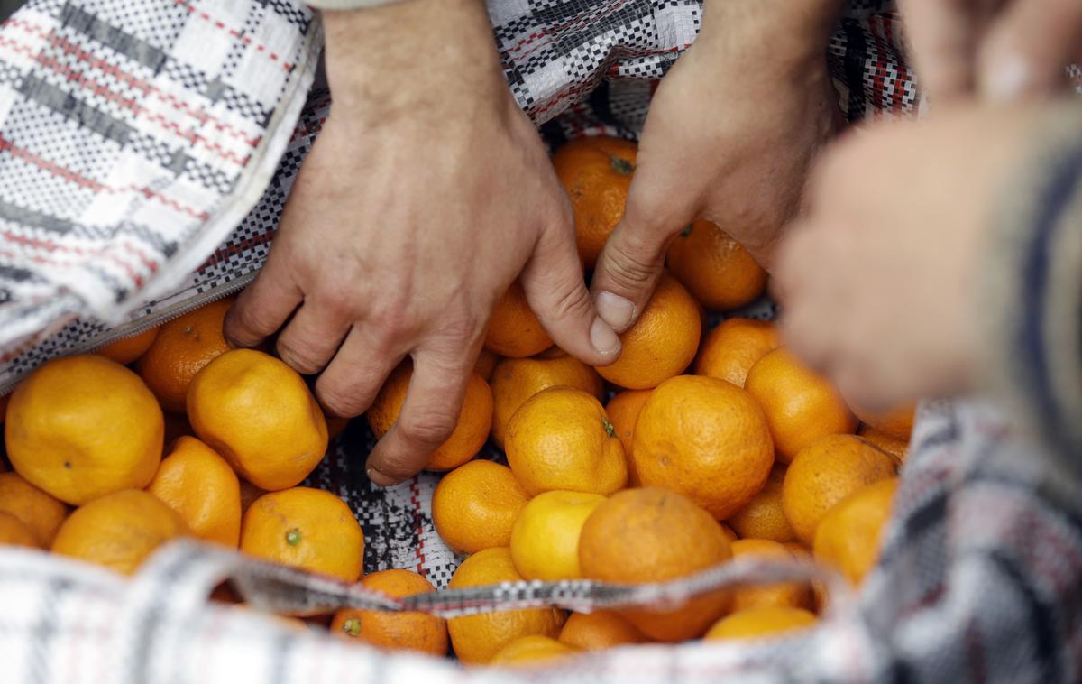 Mandarine | Uporaba klorpirifosa, ki je še posebej škodljiv za zdravje otrok, je v Evropski uniji prepovedana od leta 2020. | Foto Guliverimage