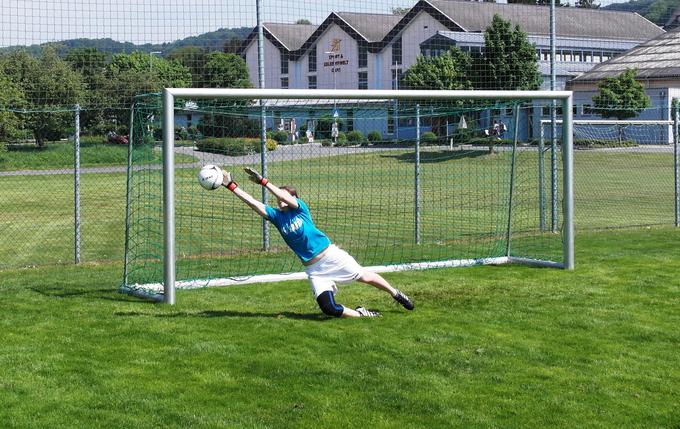 Pogoj za selitev v Slovenijo je bil, da najde ustrezen klub, kjer bo lahko trenirala nogomet. | Foto: osebni arhiv/Lana Kokl