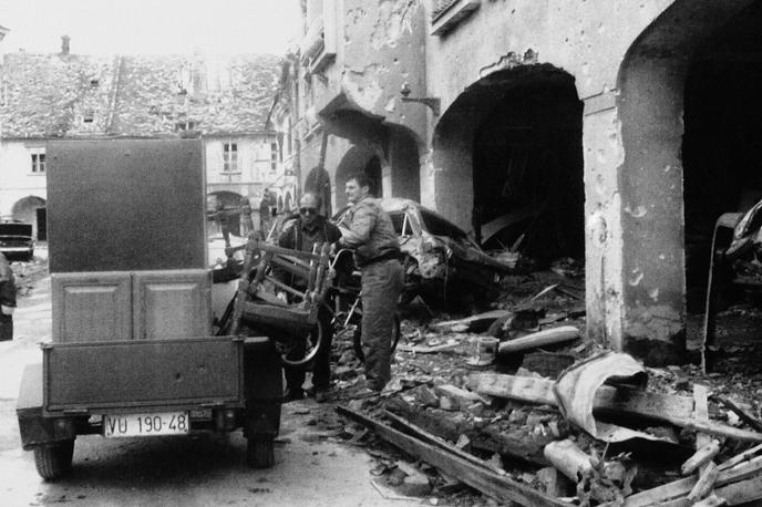 Vukovar leta 1991 | Zaradi zaščite identitete žrtve več podrobnosti pri policiji niso razkrili. Fotografija je simbolična.    | Foto Guliverimage