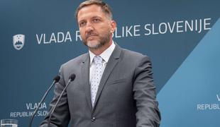 Z rebalansom pol milijarde evrov za odpravo posledic poplav #video