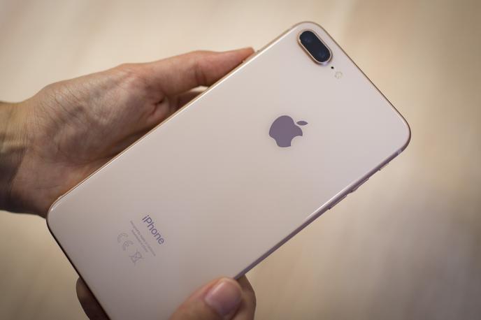 iPhone 8 Plus, pametni telefon, iPhone | Foto Bojan Puhek