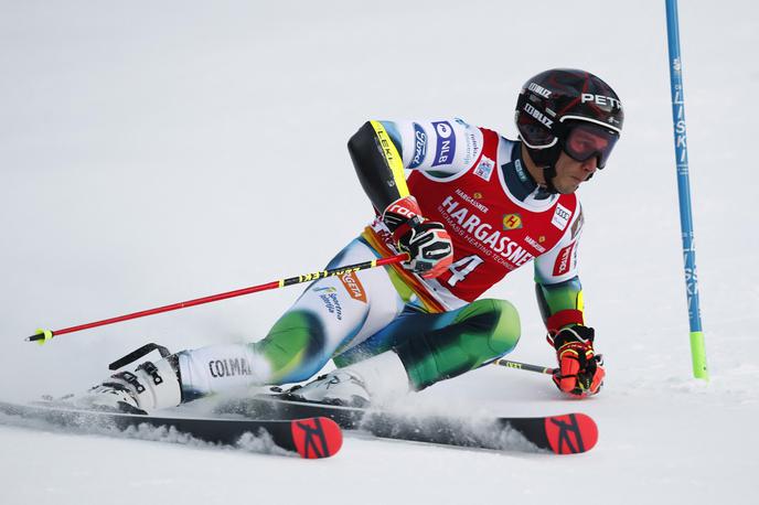 Žan Kranjec Alta Badia | Žan Kranjec je na trenerjevi postavitvi prve vožnje smučal brez napak, a premalo napadalno. | Foto Reuters