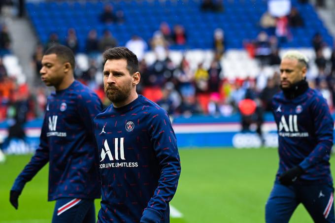 Lionel Messi je po izpadu PSG iz lige prvakov v enem od najbolj nehvaležnih obdobij svoje kariere, saj je postal tarča nezadovoljnih navijačev kluba, ki ne skoparijo z žvižgi. | Foto: Guliverimage/Vladimir Fedorenko