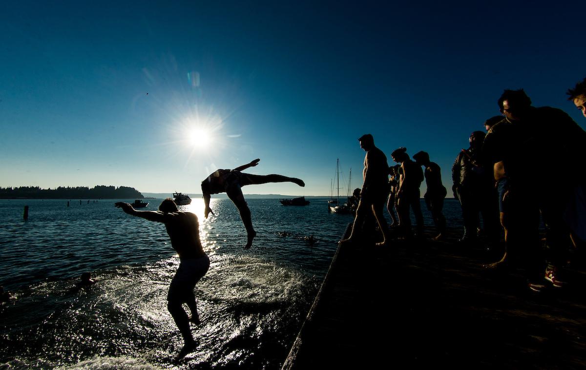 Novoletni skok v morje Portorož | Foto Vid Ponikvar