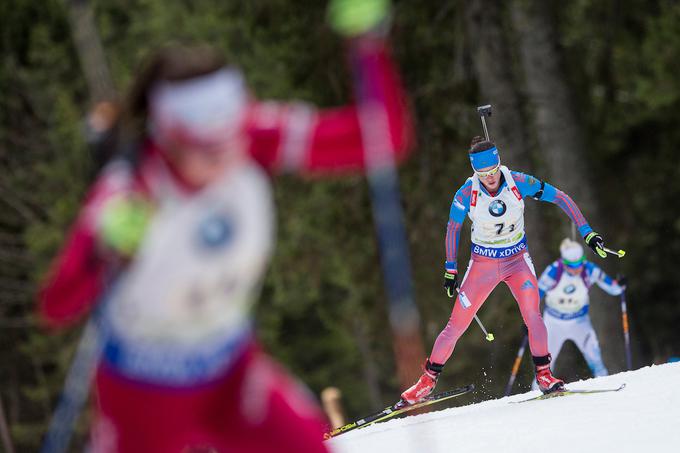 Ženska štafetna preizkušnja je postregla s še enim napetim in zanimivim bojem najboljših. | Foto: Urban Urbanc/Sportida