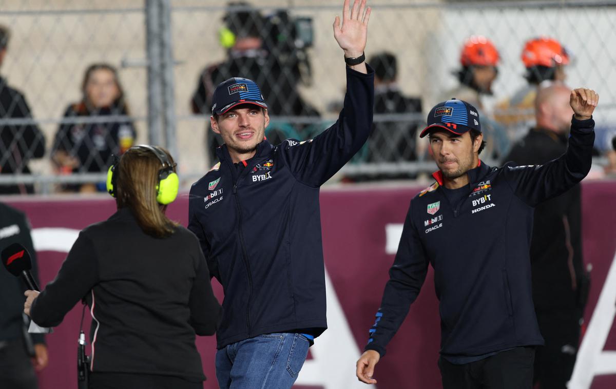 Abu Dabi Max Verstappen Sergio Perez | Max Verstappen je vzel v bran Sergia Pereza. | Foto Reuters