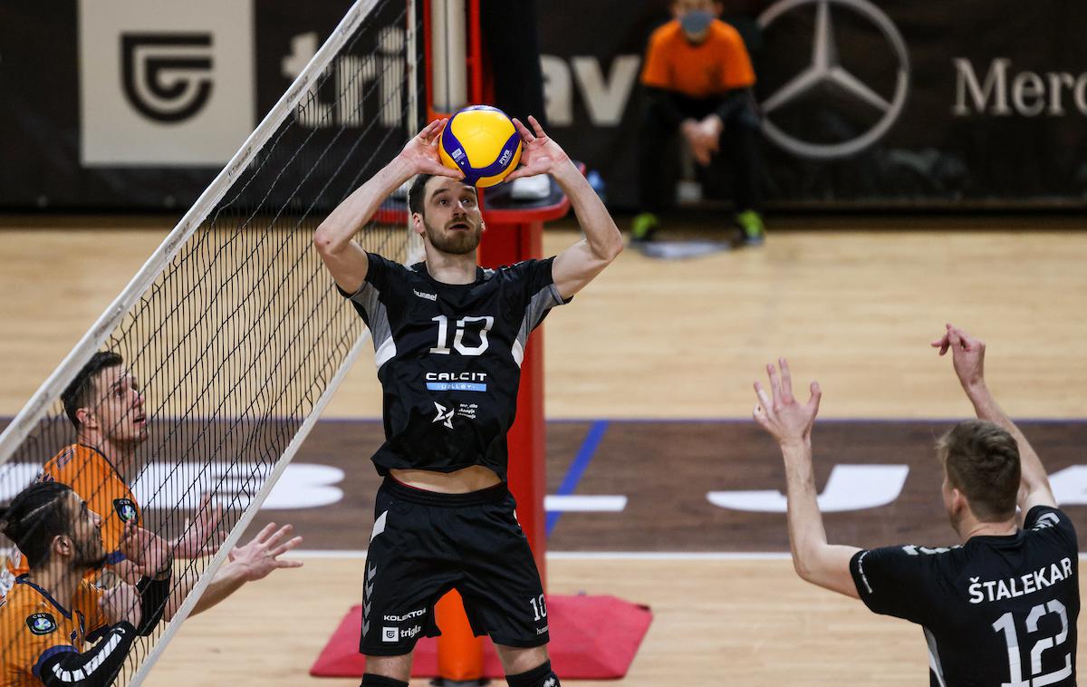 Jan Brulec | Jan Brulec ostaja član Calcit Volleyja. | Foto Vid Ponikvar