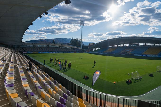 Ljudski vrt v teh dneh prisilno sameva, a Športni objekti Maribor kot osrednji javni zavod za vse najpomembnejše in največje športne aktivnosti ter športne objekte Maribora in okolice redno vzdržujejo igrišče. | Foto: Matjaž Vertuš