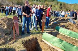 V Jablanici pokopali 19 žrtev poplav in plazov