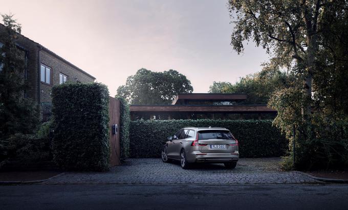 Prvič bosta na voljo dva priključna hibrida - šibkejši T6 in nekoliko močnejši T8. | Foto: Volvo