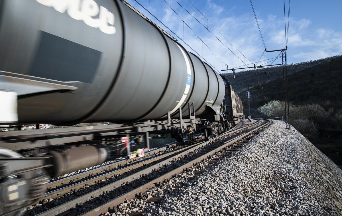 drugi tir  Urad vlade za komuniciranje | V izboru za glavna dela na drugem tiru med Divačo in Koprom ostajajo še štirje glavni ponudniki, med katerimi ni kitajskih gradbincev. | Foto Urad vlade za komuniciranje