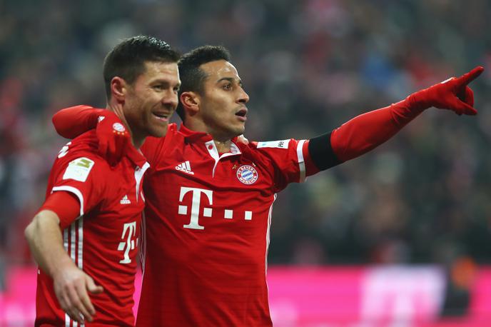 Thiago Alcantara Xabi Alonso Bayern | Foto Guliver/Getty Images