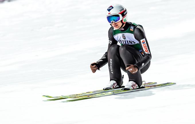 Kamil Stoch in Dawid Kubacki, ki prihajata iz Zakopan, bi se morala zaradi prenove skakalnice peljati nekoliko dlje na trening. | Foto: Sportida