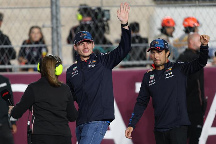 Abu Dabi Max Verstappen Sergio Perez | Max Verstappen je vzel v bran Sergia Pereza. | Foto Reuters