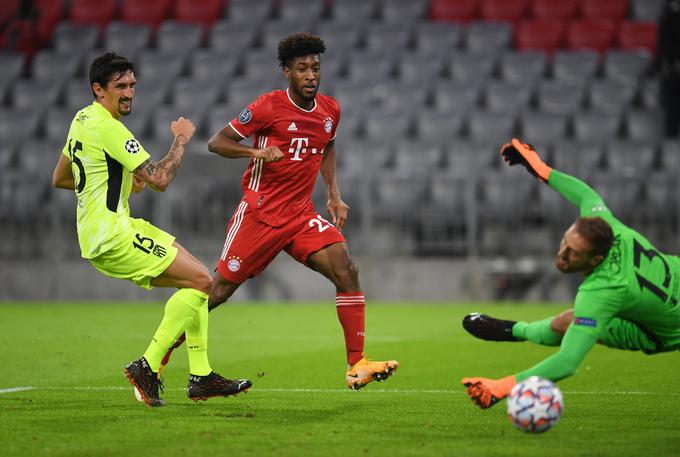 Kingsley Coman je dosegel zadnji zadetek za Bayern v prejšnji, šampionski evropski sezoni. Dosegel je tudi prvi zadetek Bayerna v novi evropski sezoni. | Foto: Reuters