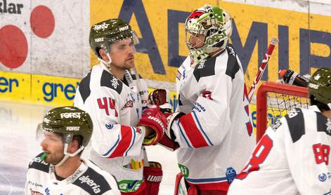 Trije Slovenci že v končnici, eden med najboljšimi strelci