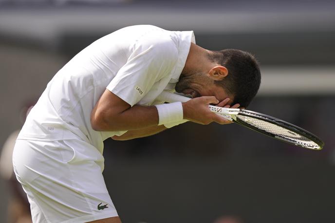 Novak Đoković | Novak Đoković meni, da bi bilo dvoboje na osrednjem igrišču Wimbledona bolje začeli prej. | Foto Guliverimage