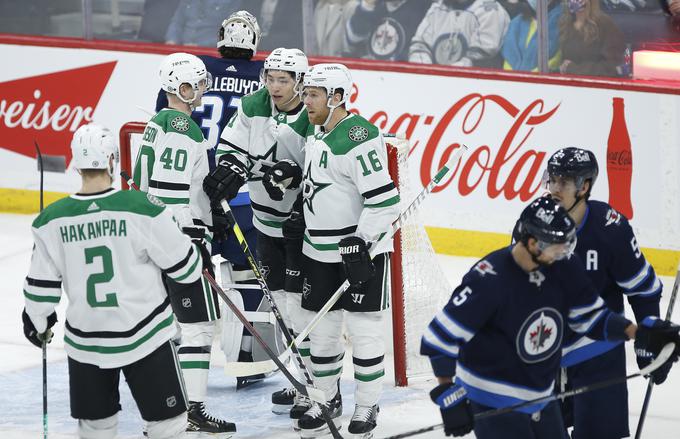 Dallas Stars so v podaljšku premagali Winnipeg, Jason Robertson je prispeval tri gole, tudi zmagovitega. | Foto: Guliverimage/Vladimir Fedorenko