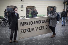 Protest, Zoran Janković, Mol, hostel celica