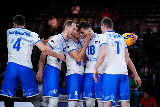 Slovenci so na stežaj odprli vrata olimpijskih iger. | Foto: VolleyballWorld