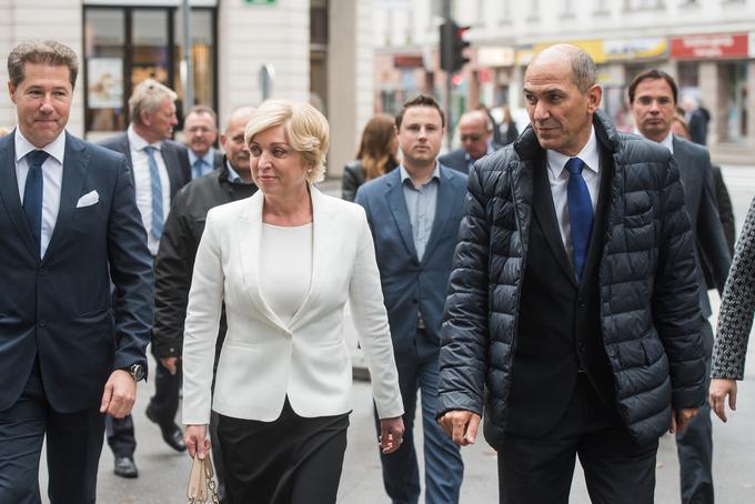 Lahko Pahor v drugem krogu računa na vsaj del volivcev Romane Tomc? | Foto: STA ,