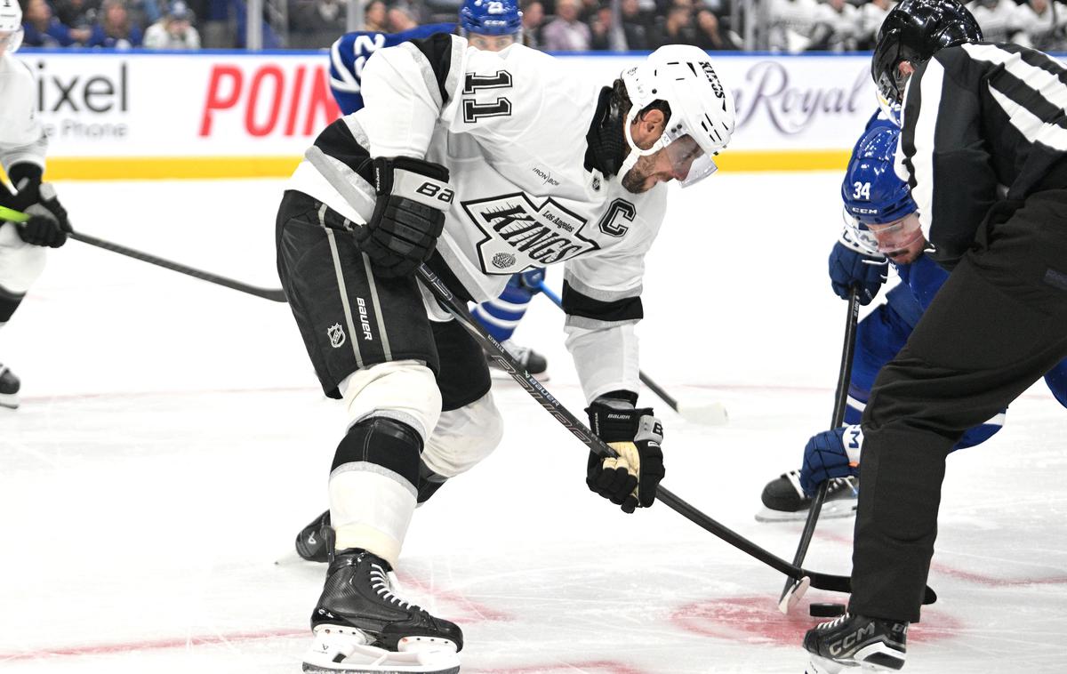 Anže Kopitar Los Angeles Kings | Anže Kopitar je v dobrih 17 minutah na ledu ostal brez točke. | Foto Reuters