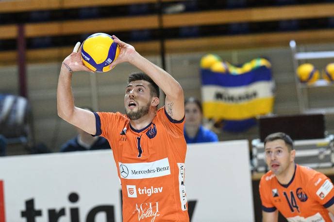 ACH Volley | Odbojkarji ACH Volleyja v zaostali tekmi prvega kroga gostijo Alpacem Kanal. | Foto Aleš Oblak