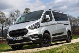 Ford transit custom trail