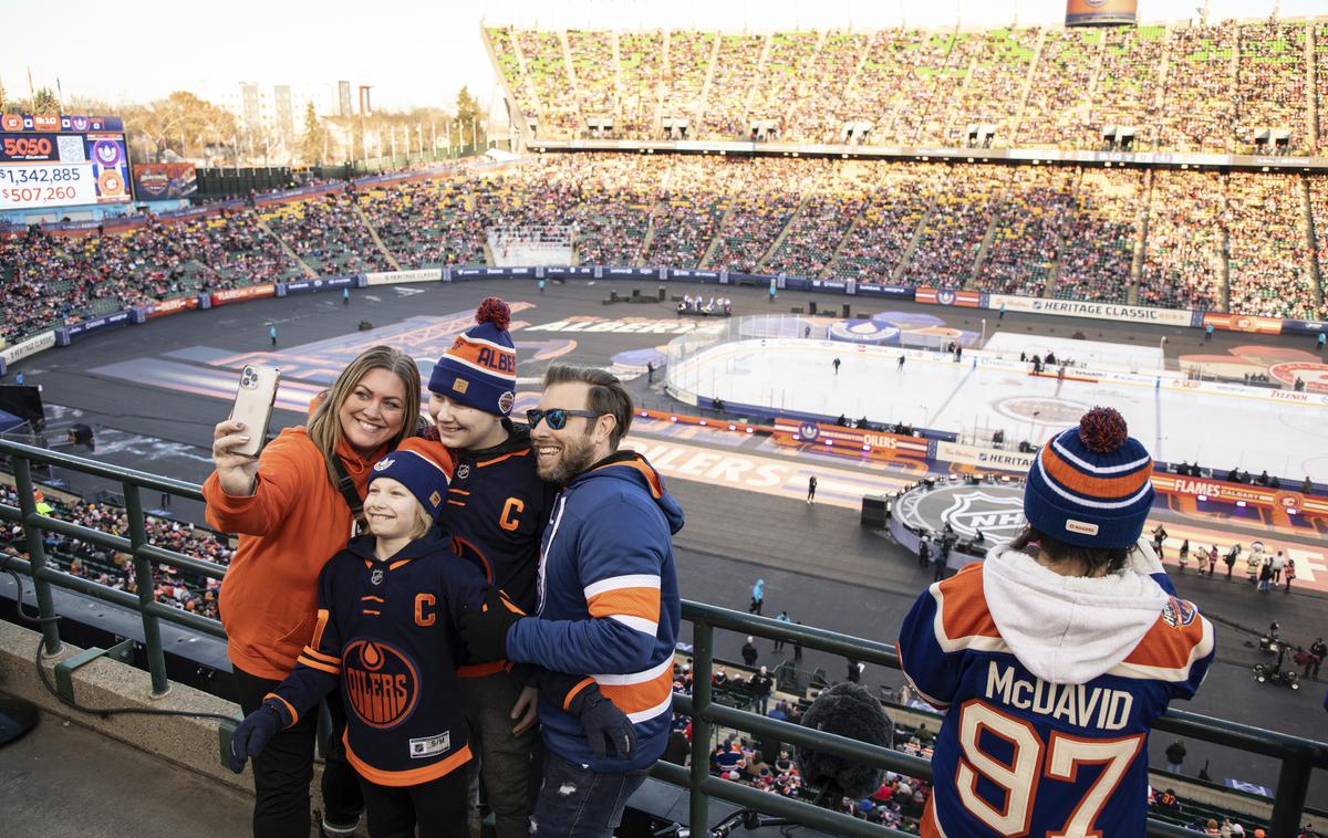 Edmonton Oilers | Hokejisti Edmonton Oilers so pred 55.411 domačimi gledalci s 5:2 dobili obračun na stadionu Commonwealth proti Calgary Flames. | Foto Guliverimage